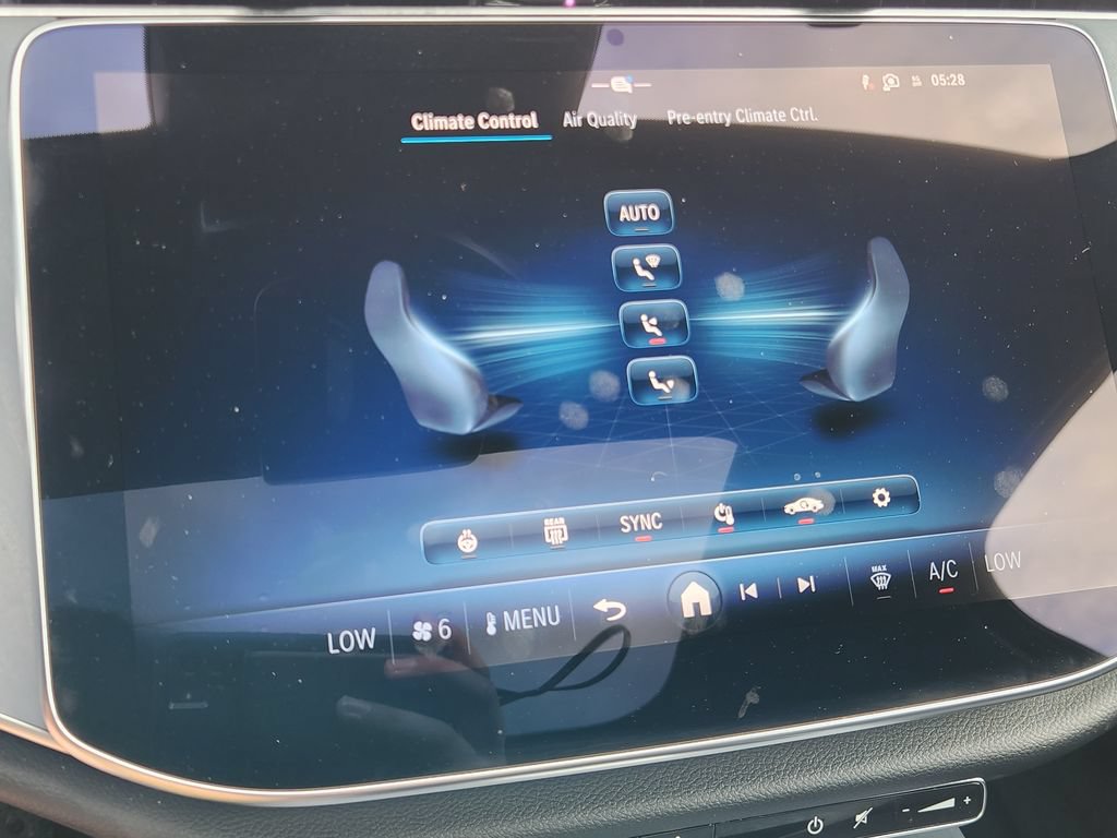Certified 2025 Mercedes-Benz E 53 AMG e 4MATIC Sedan image 25