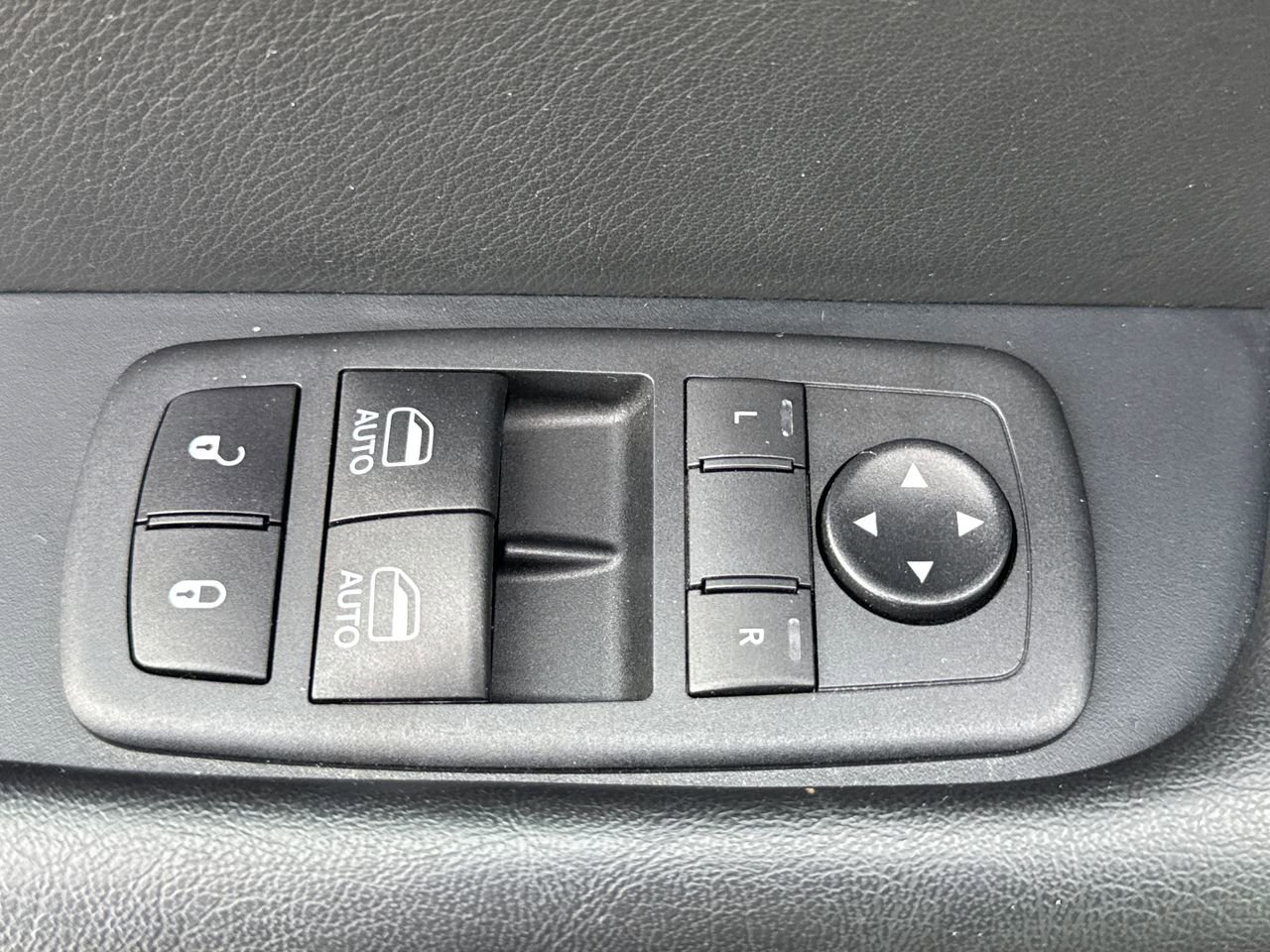 Used 2019 Dodge Challenger SRT Hellcat Redeye RWD image 15