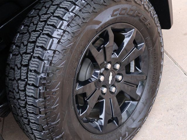 Used 2019 Chevrolet Colorado Z71 w/ Z71 Midnight Edition AWD/4WD image 42