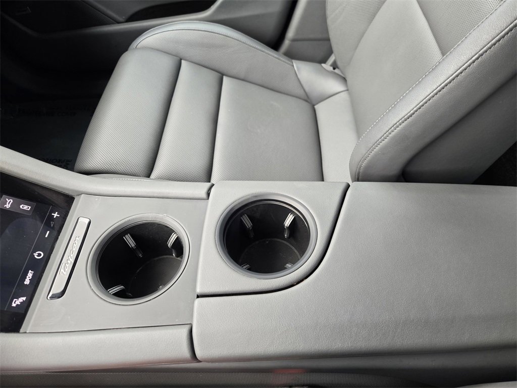 Used 2023 Porsche Taycan w/ Premium Package image 24