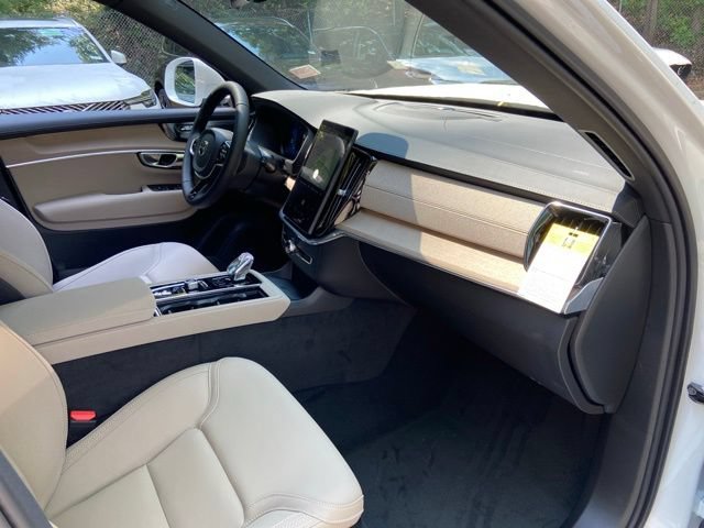 New 2026 Volvo XC90 T8 Plus w/ Protection Package Premier AWD/4WD image 20