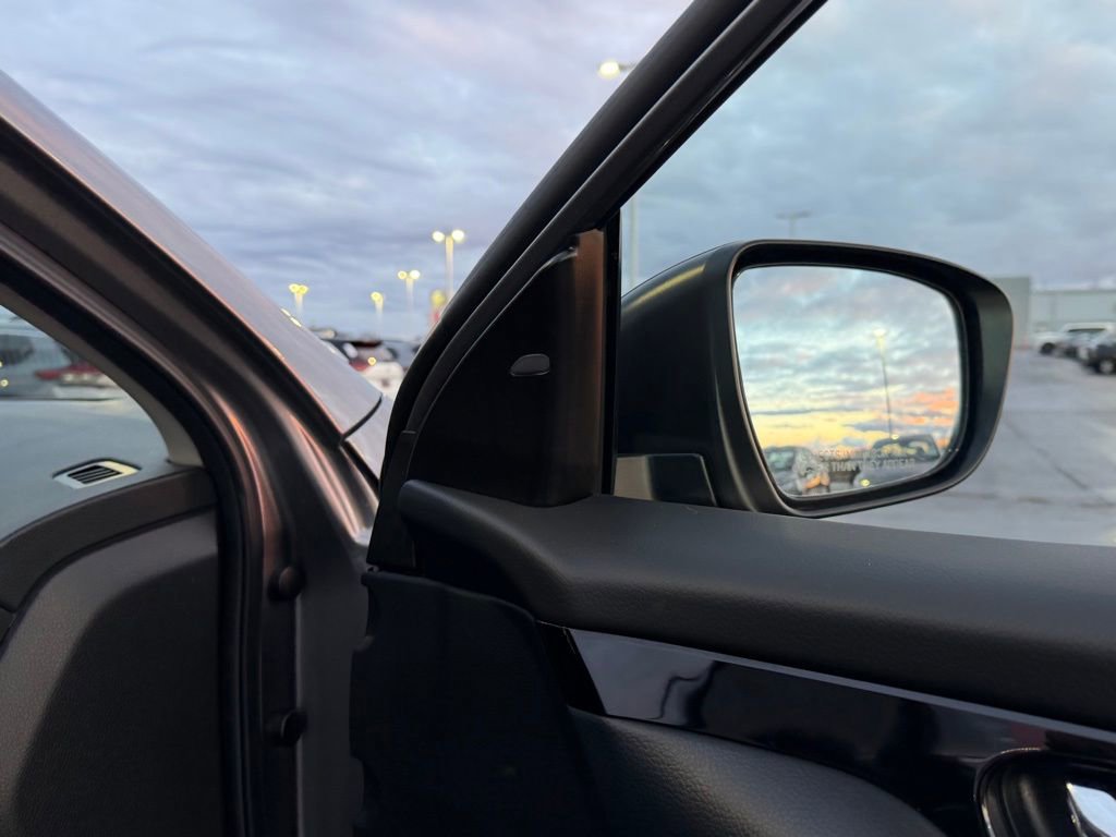 Used 2022 Nissan Rogue Sport SV image 25