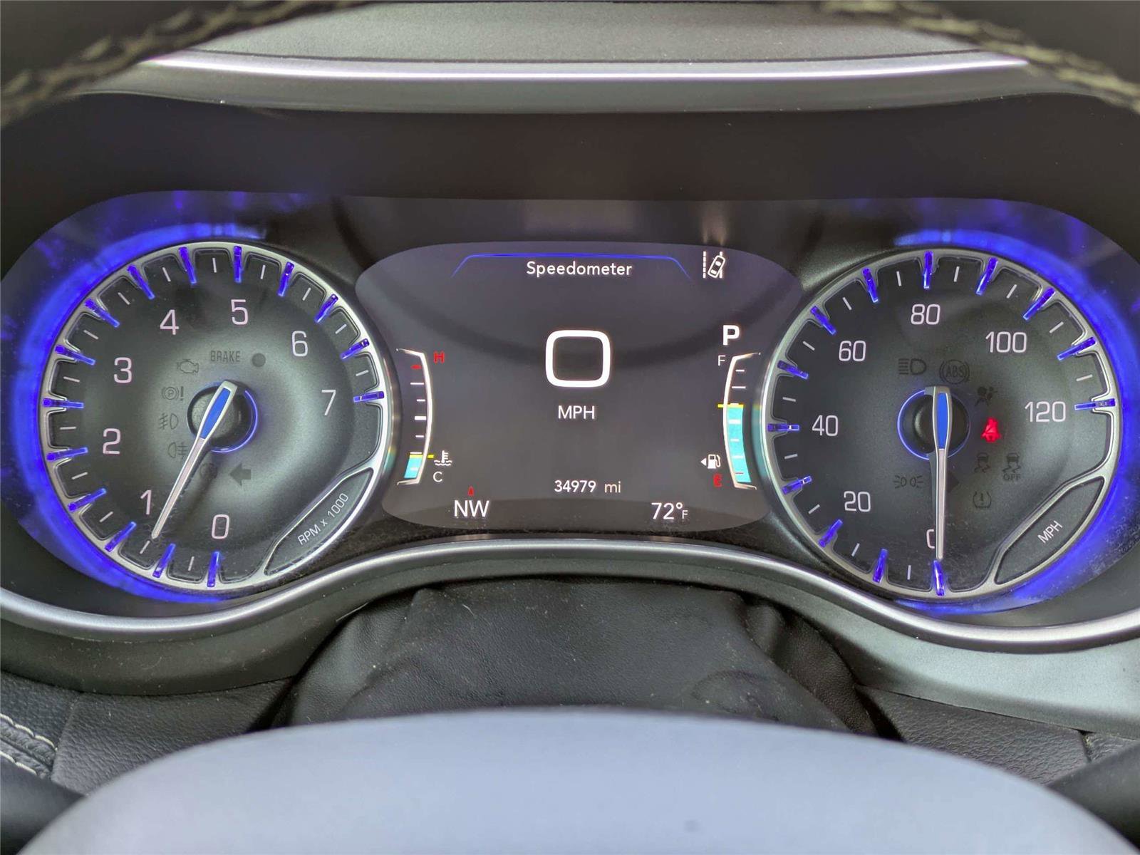 Used 2024 Chrysler Pacifica Touring-L image 30