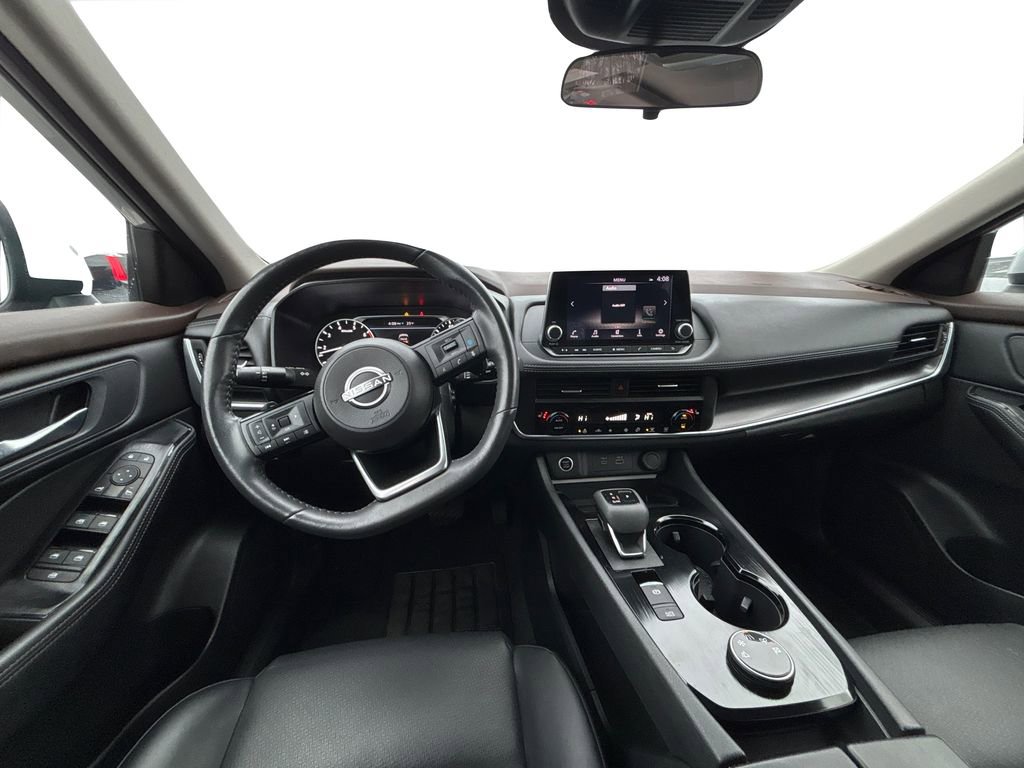 Used 2023 Nissan Rogue SV w/ SV Premium B Package image 18