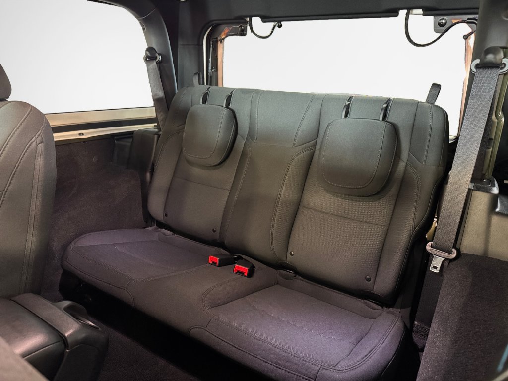 Used 2022 Jeep Wrangler Sport AWD/4WD image 24