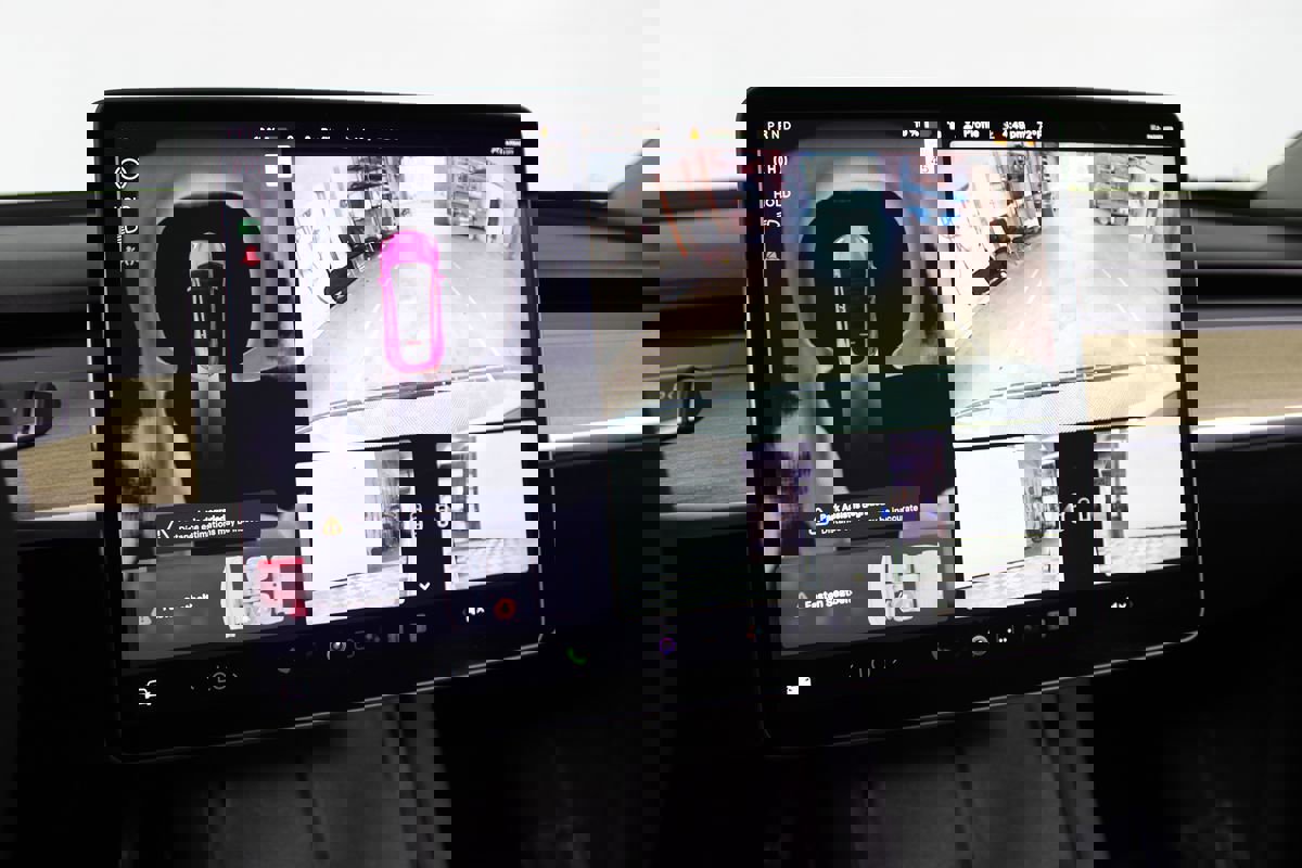 Used 2022 Tesla Model Y Performance image 15