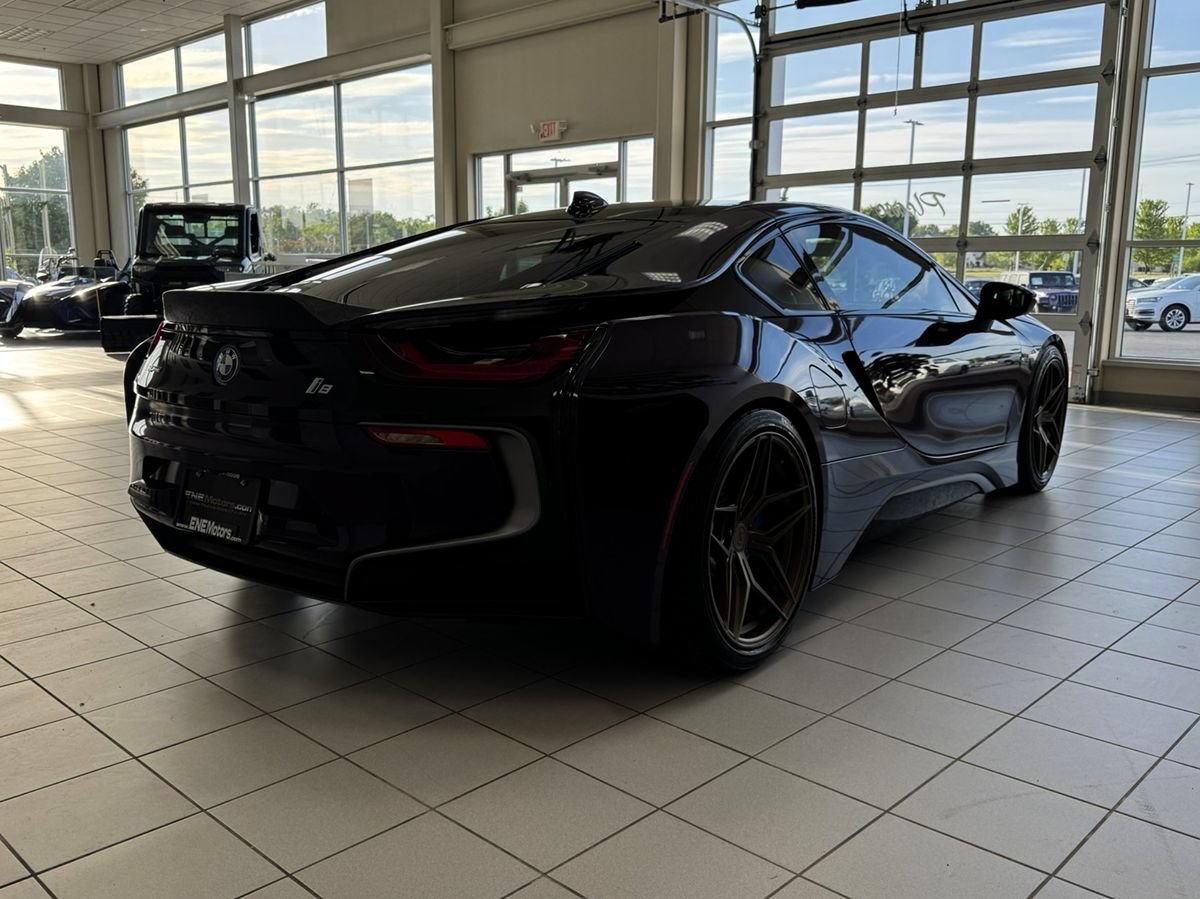Used 2016 BMW i8 AWD/4WD image 12