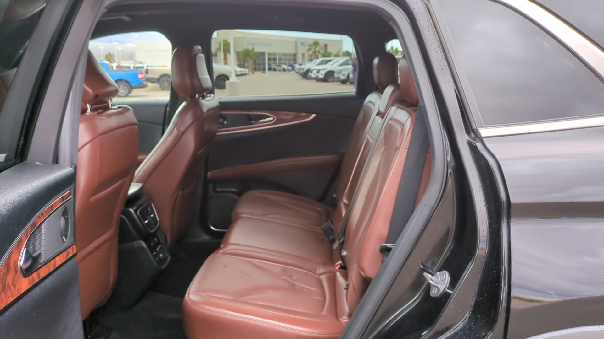 Used 2020 Lincoln Nautilus Reserve image 27