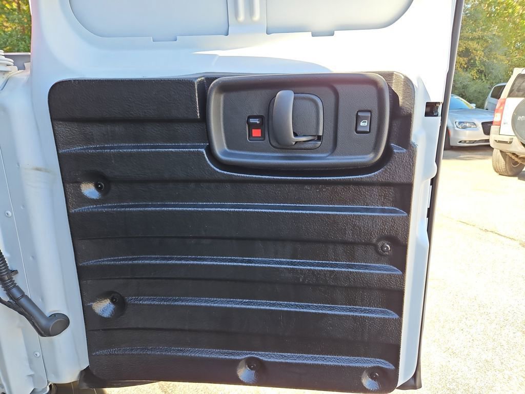 Used 2024 Chevrolet Express 2500 image 22
