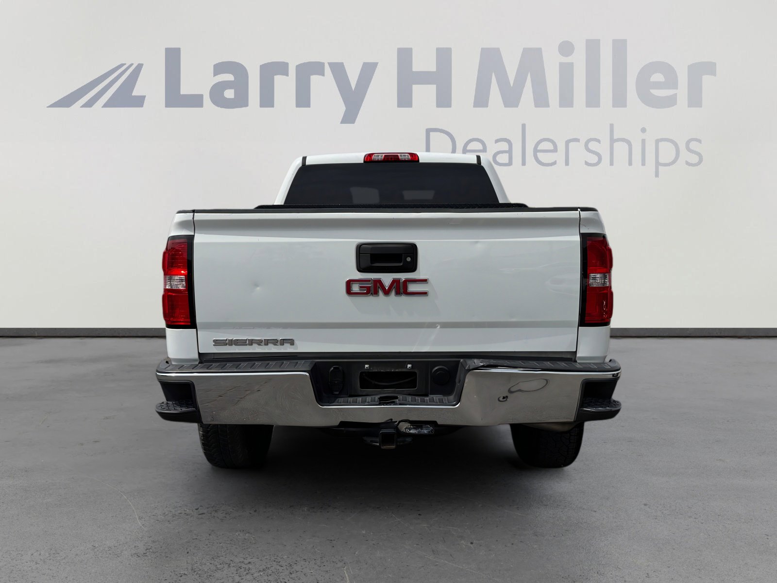 Used 2018 GMC Sierra 1500 2WD Double Cab w/ Sierra Convenience Package image 4