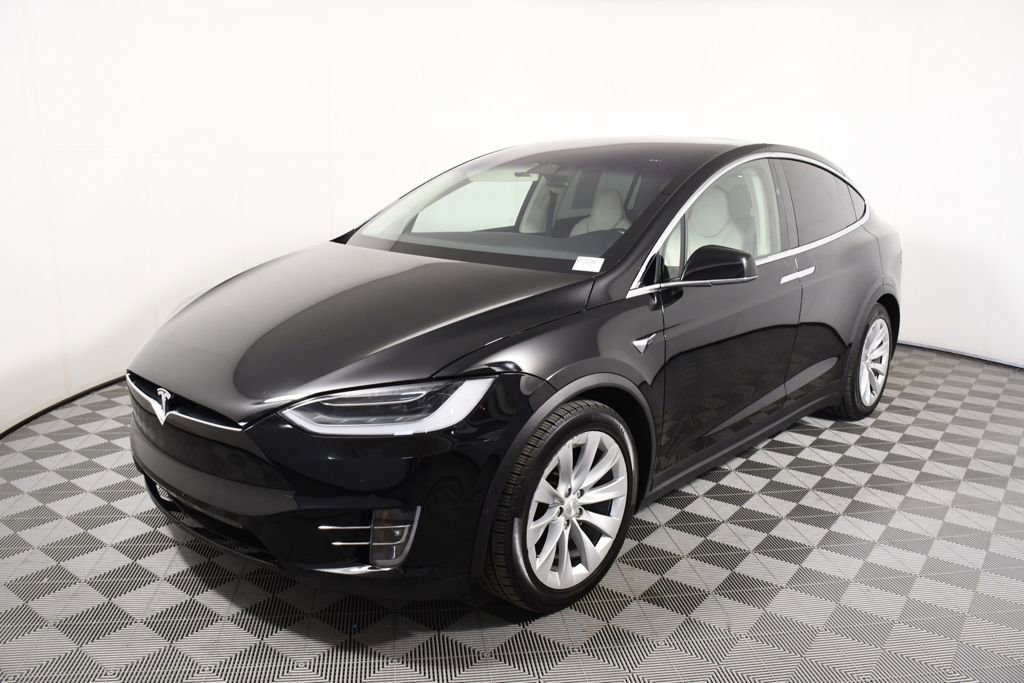 Used 2019 Tesla Model X Long Range AWD/4WD image 1
