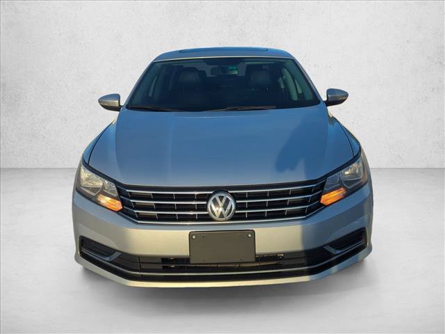 Used 2019 Volkswagen Passat 2.0T Wolfsburg FWD image 2