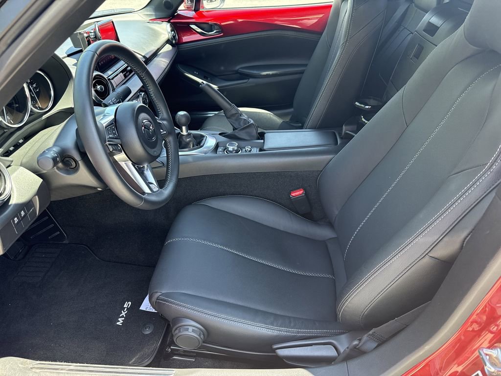 Used 2022 MAZDA MX-5 Miata Grand Touring w/ Weather Package RWD image 9