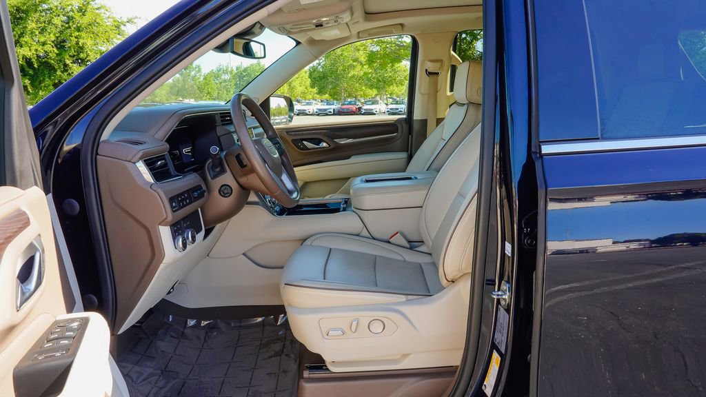 Used 2023 GMC Yukon Denali image 14