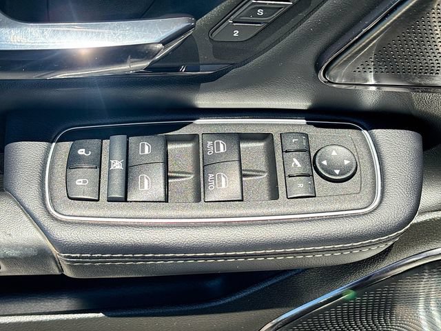 Used 2024 RAM 1500 Limited AWD/4WD image 19