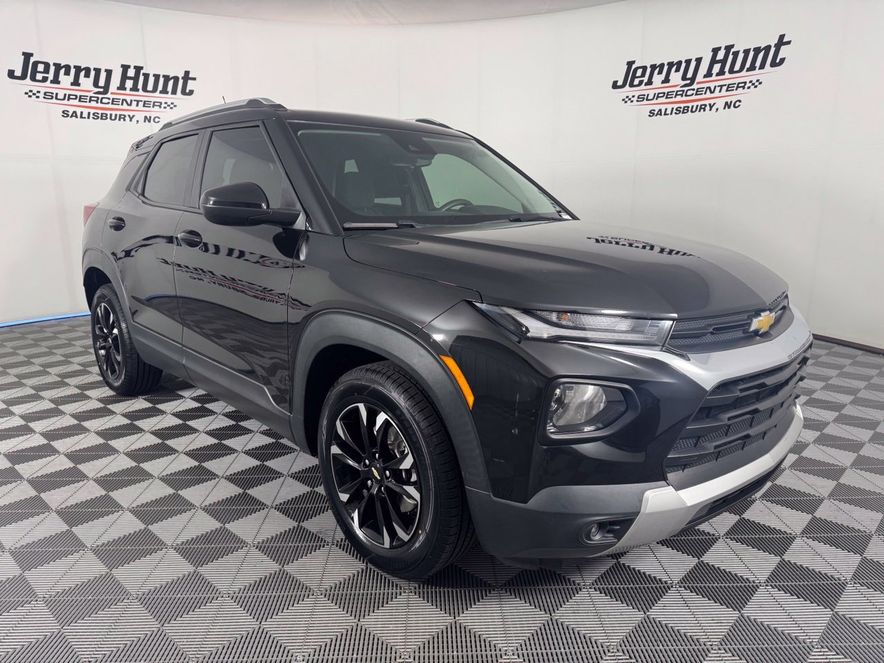 Used 2023 Chevrolet TrailBlazer LT FWD image 4