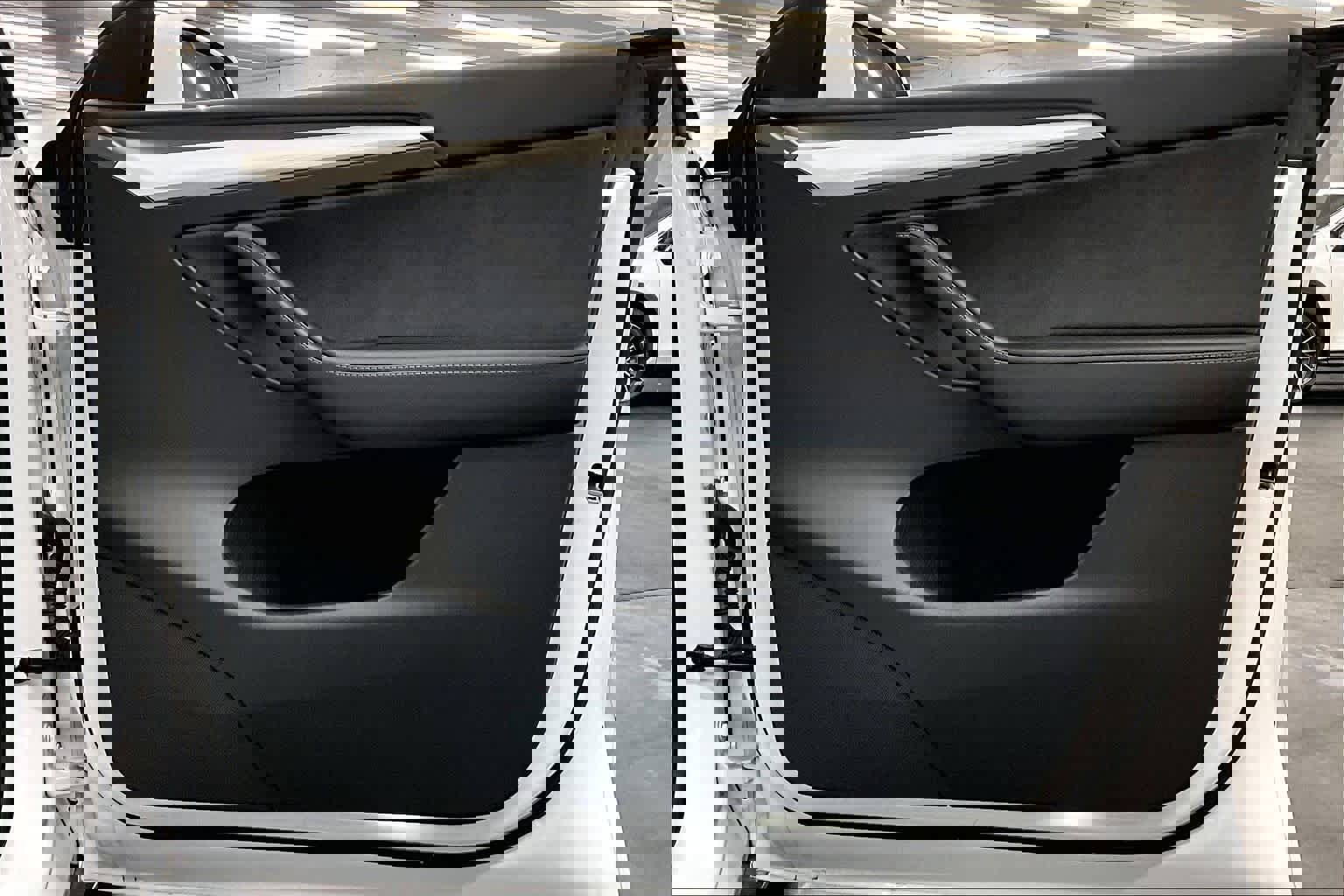 Used 2022 Tesla Model Y Performance image 22