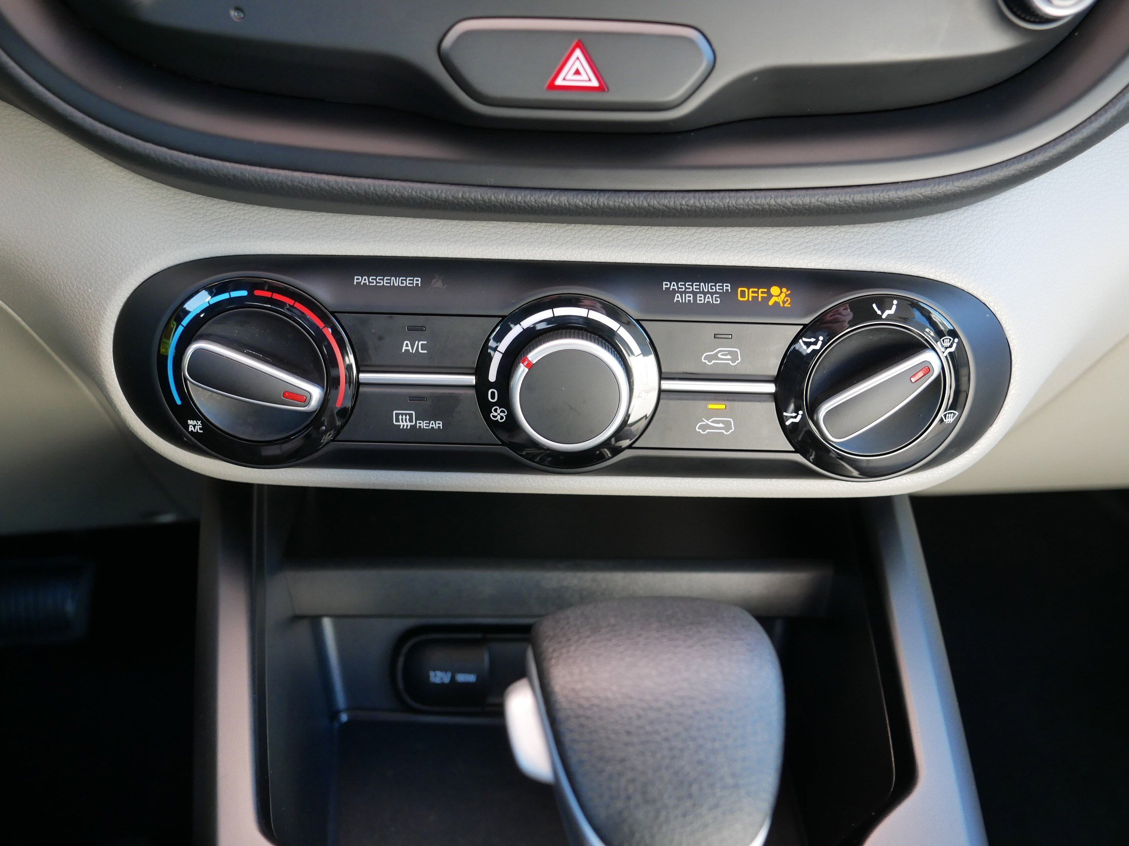 Certified 2025 Kia Soul S image 23