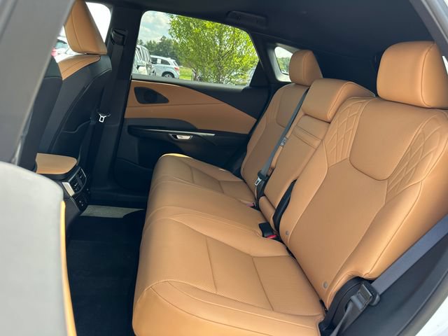Used 2025 Lexus RX 350 Premium w/ Accessory Package (Z1) FWD image 19