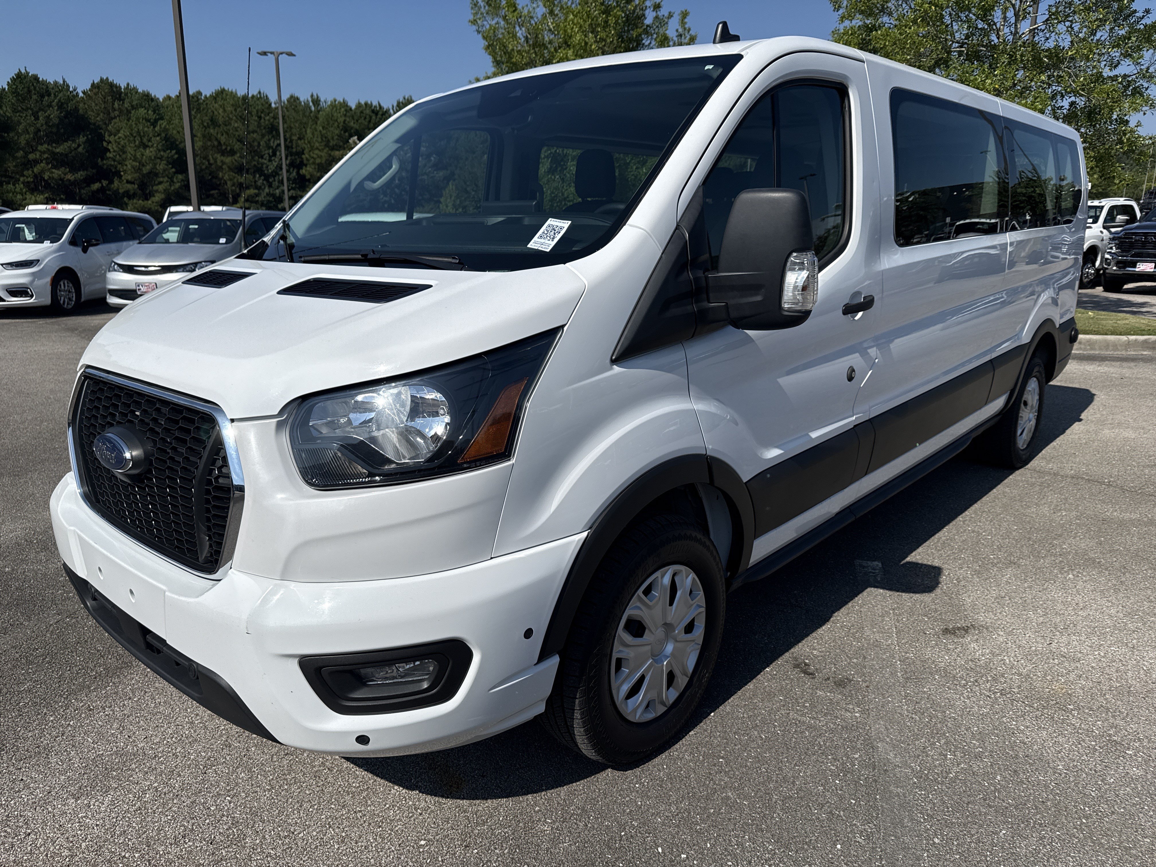 Used 2024 Ford Transit 350 XLT RWD image 3
