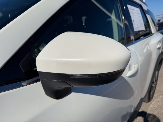 Used 2023 Nissan Pathfinder SL AWD/4WD image 13
