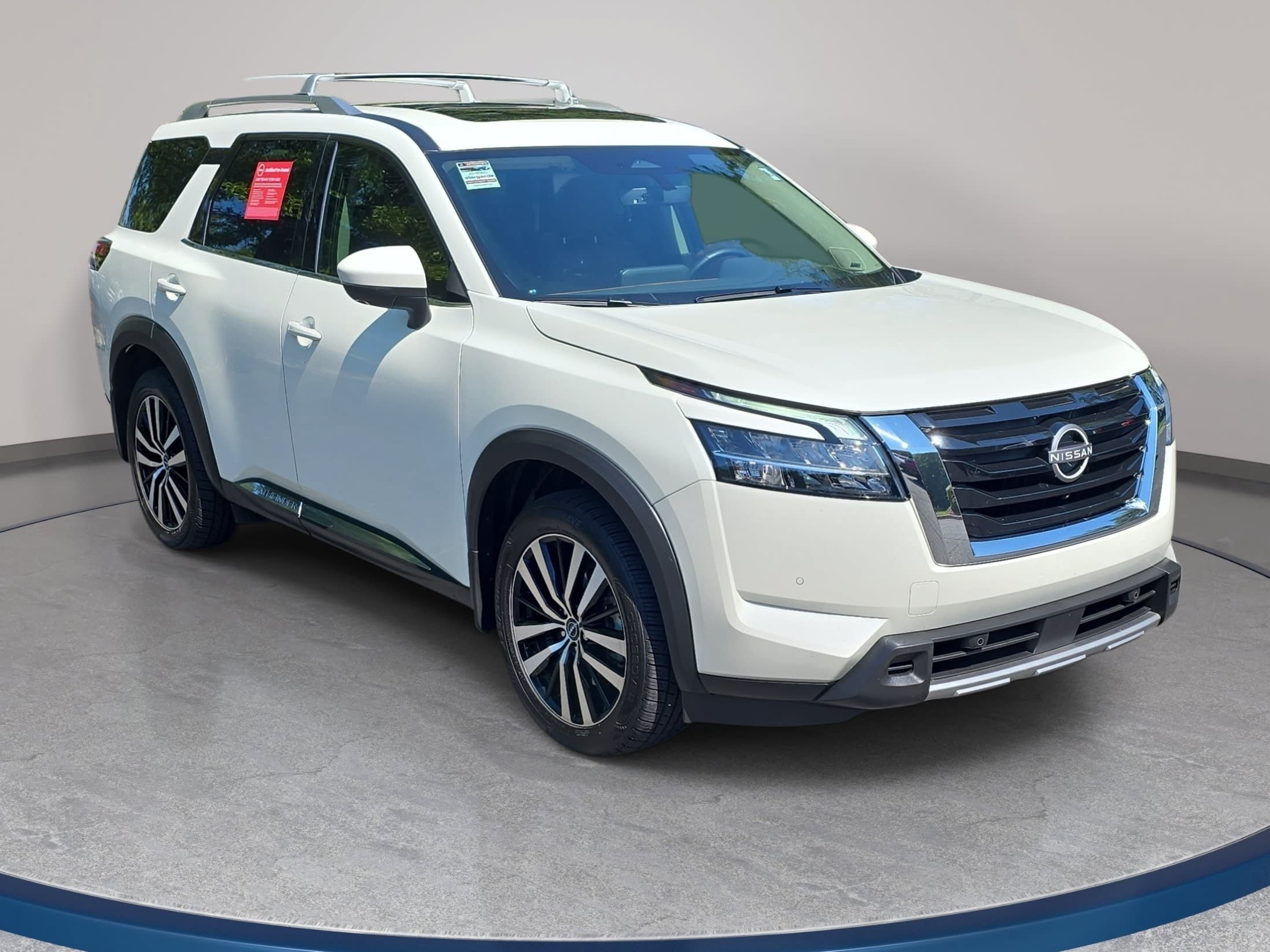 Certified 2023 Nissan Pathfinder Platinum AWD/4WD image 3