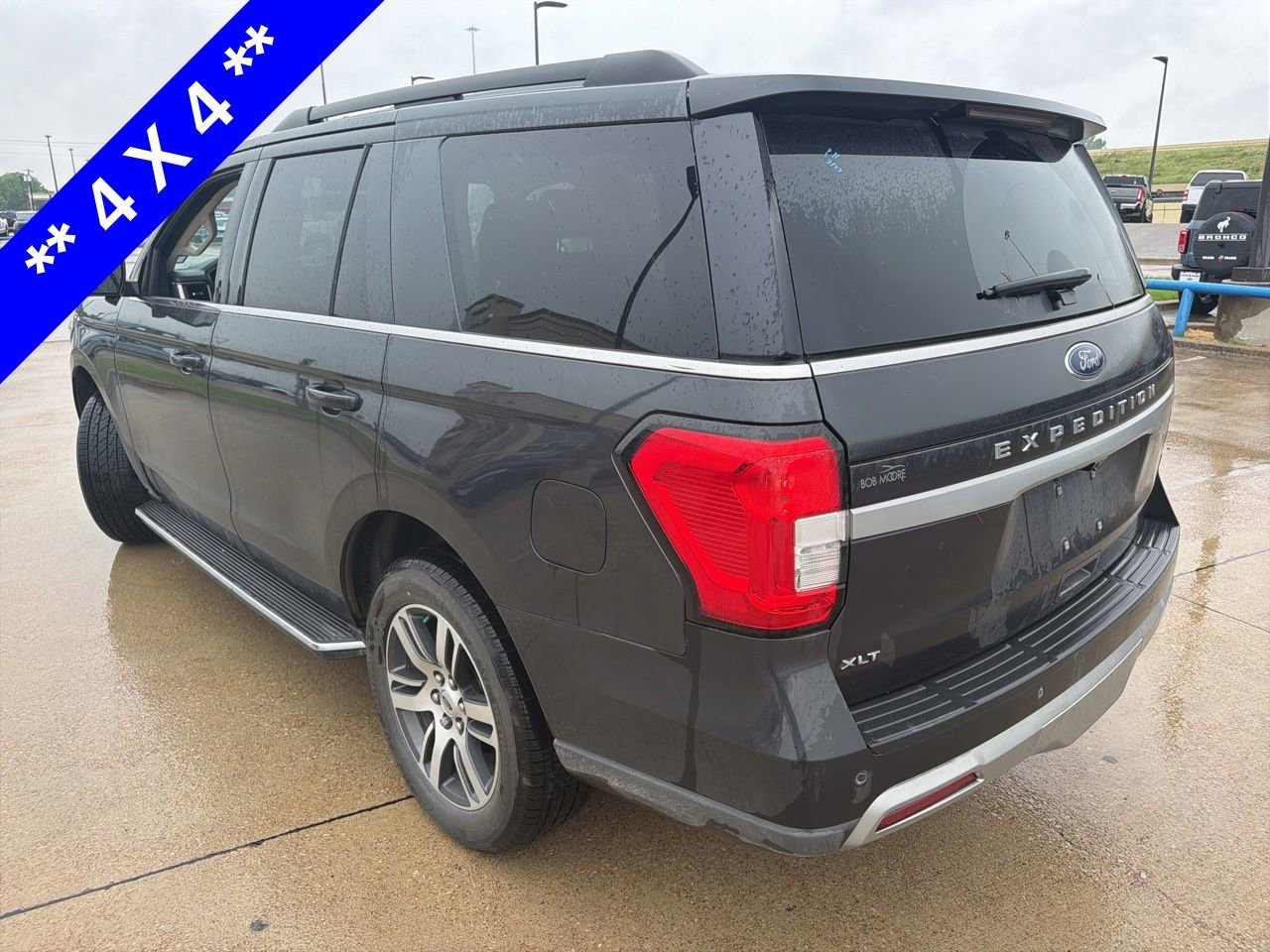 Used 2022 Ford Expedition XLT AWD/4WD image 7