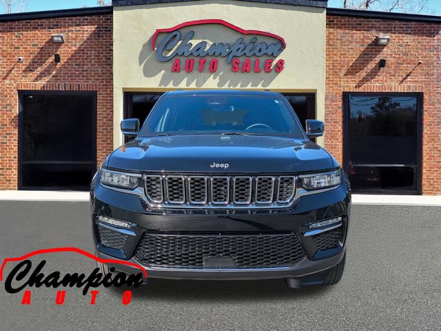 Used 2025 Jeep Grand Cherokee Limited AWD/4WD image 7