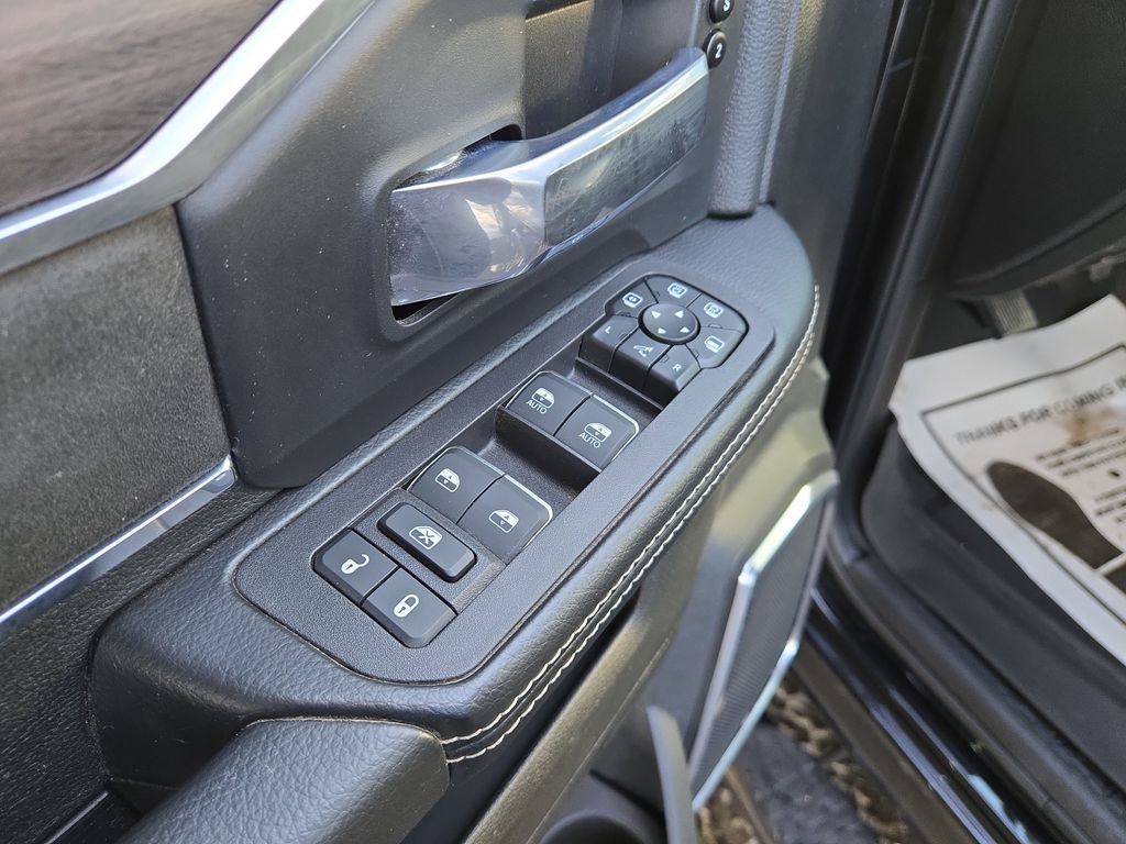 Used 2025 RAM 2500 Laramie image 13
