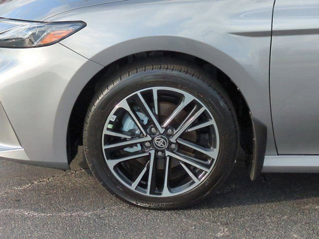 Certified 2026 Toyota Camry XLE AWD/4WD image 7