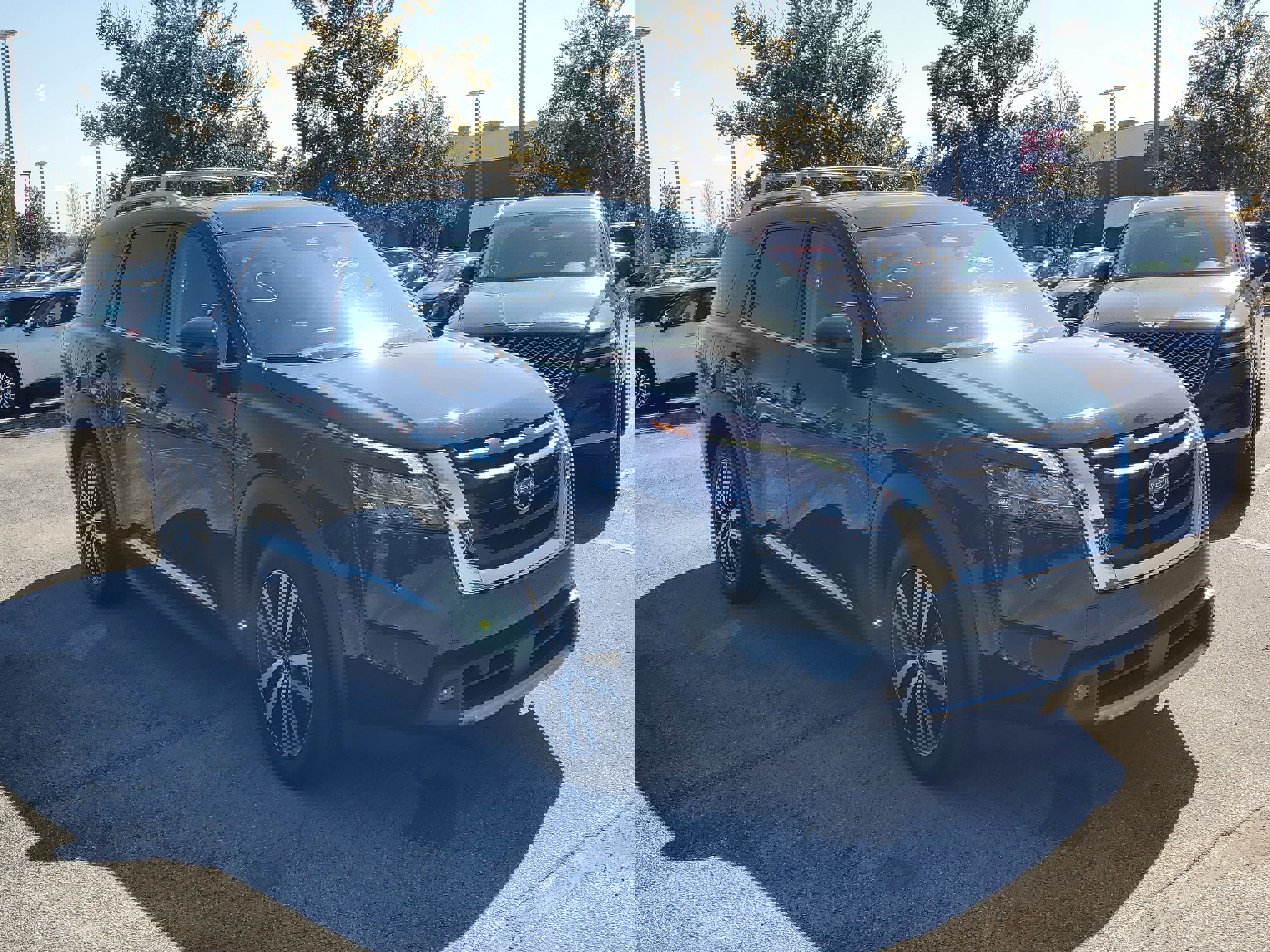 Certified 2023 Nissan Pathfinder Platinum w/ Lighting Package (N93) image 3