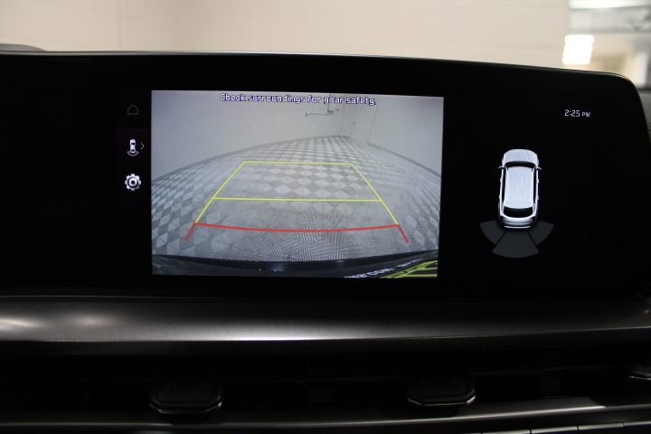 Used 2025 Kia Telluride S AWD/4WD image 5