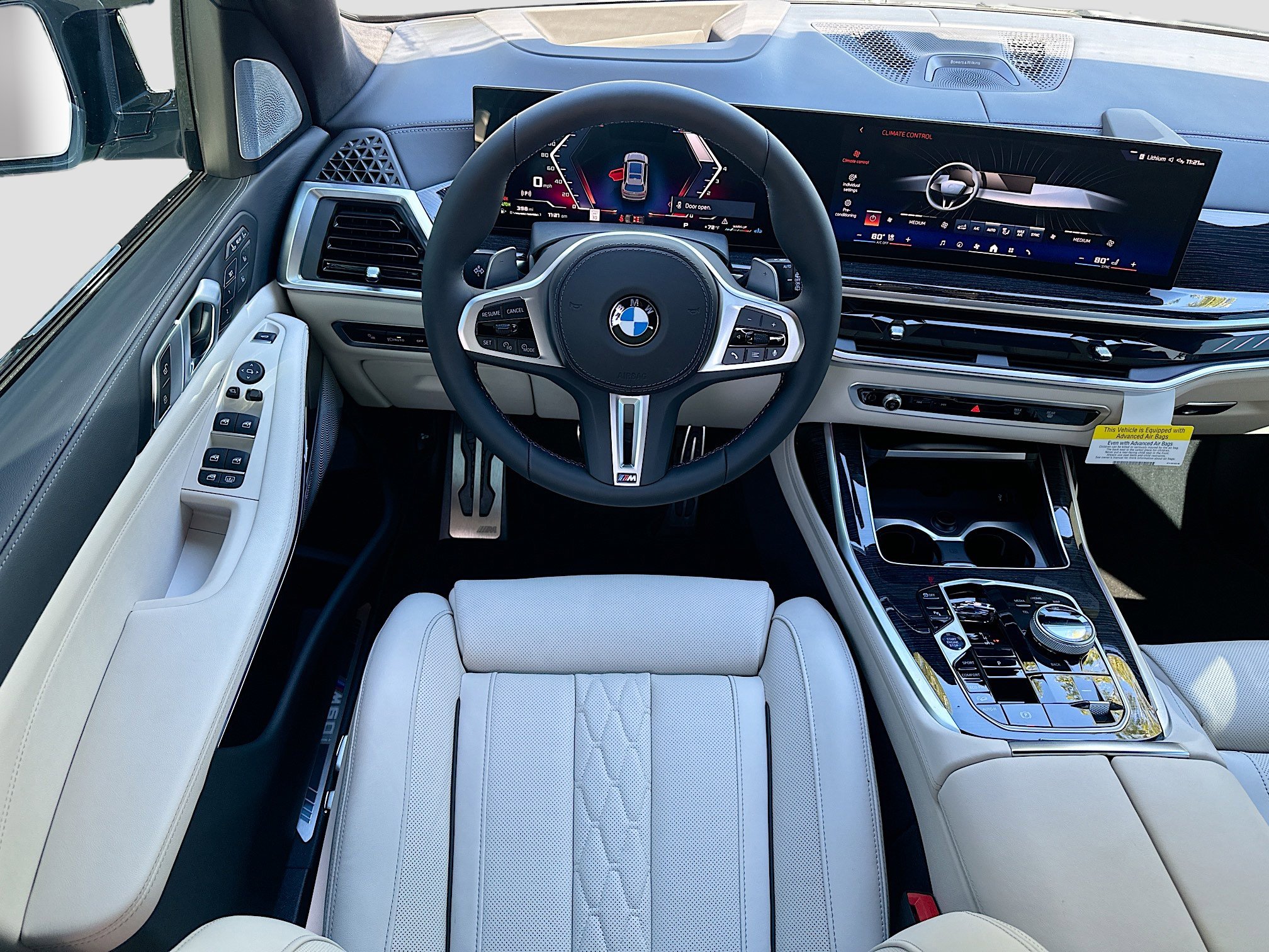 New 2026 BMW X7 M60i image 17