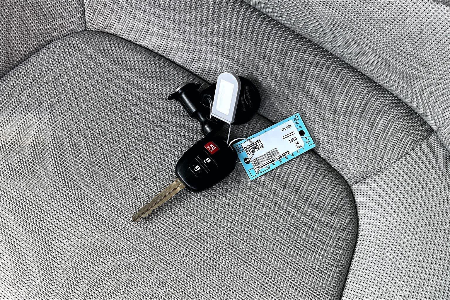 Used 2024 Toyota Corolla Cross L FWD image 15