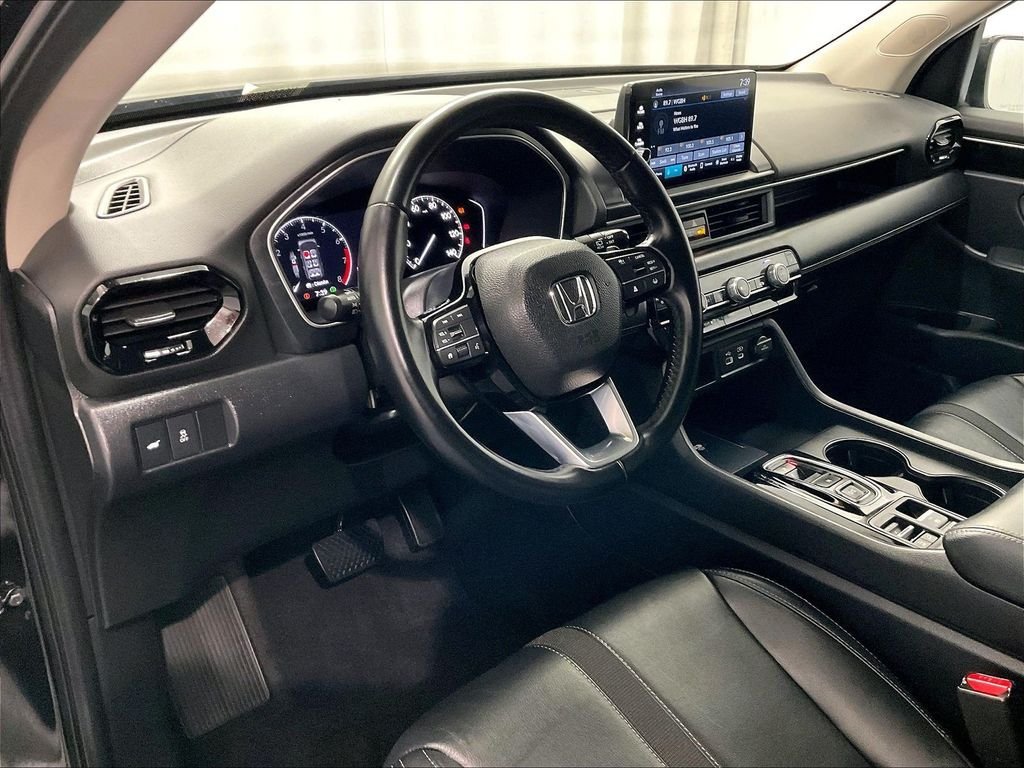 Used 2023 Honda Pilot EX-L image 8