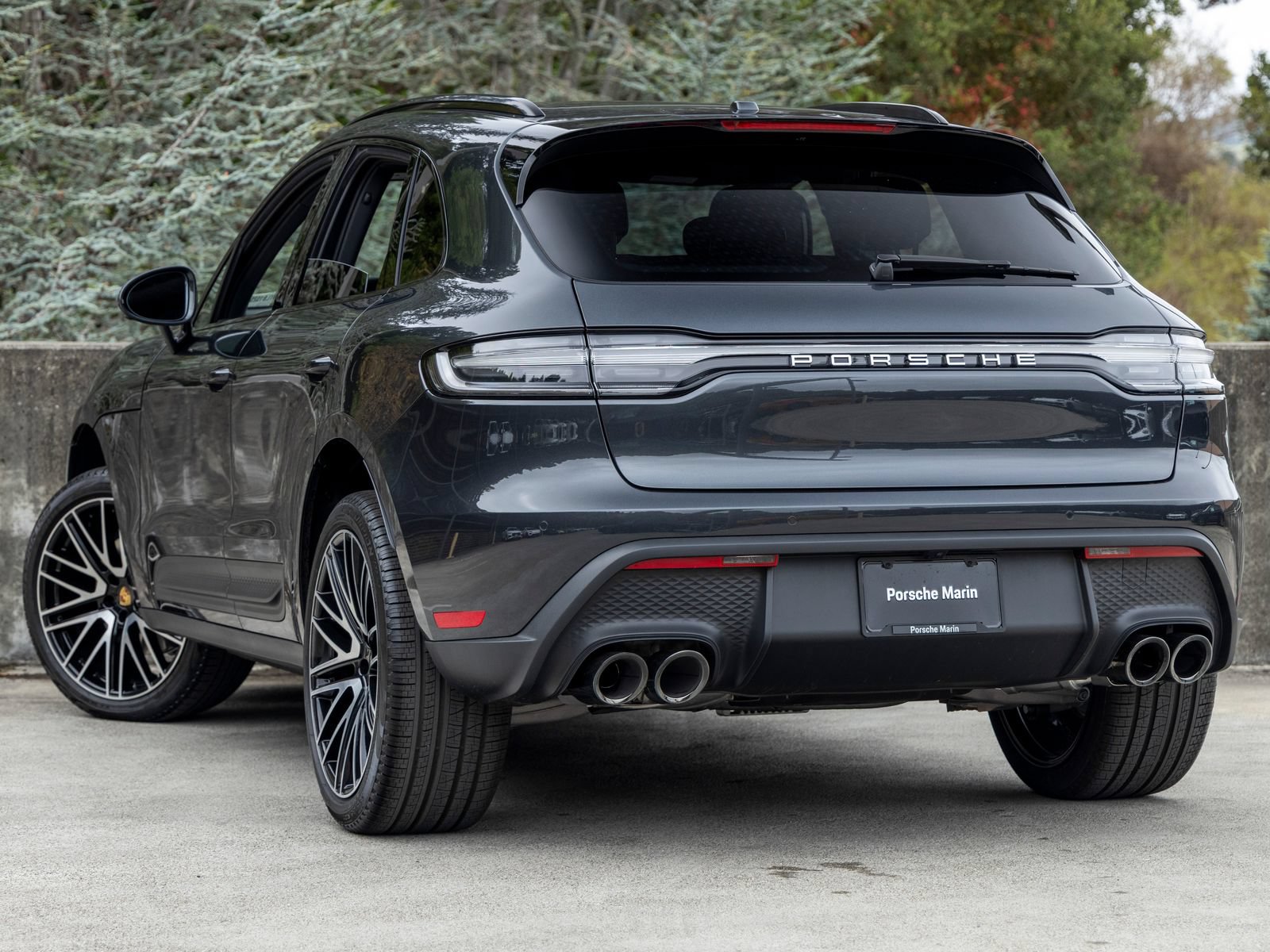 New 2026 Porsche Macan AWD/4WD image 3