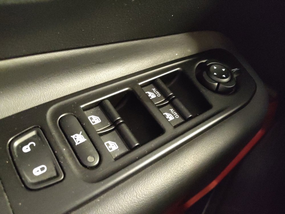 Used 2021 Jeep Renegade Trailhawk AWD/4WD image 27
