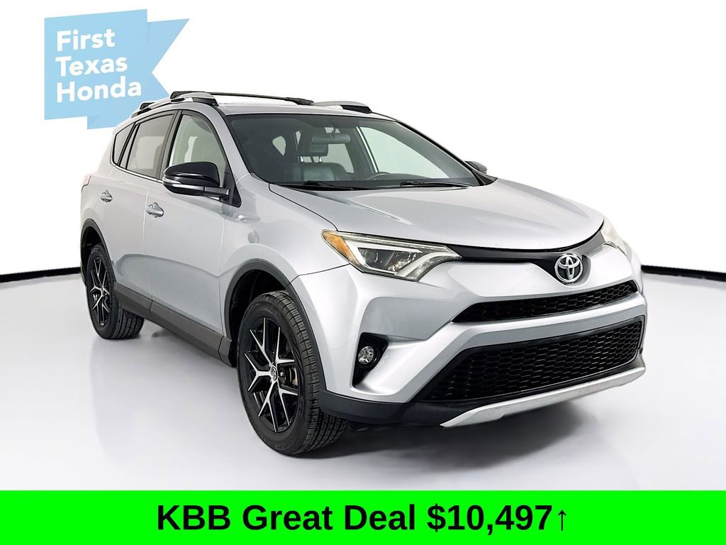 Used 2016 Toyota RAV4 SE image 1