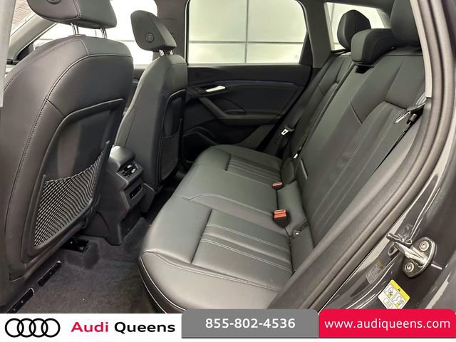 Used 2025 Audi Q6 e-tron Premium w/ Convenience Package image 13