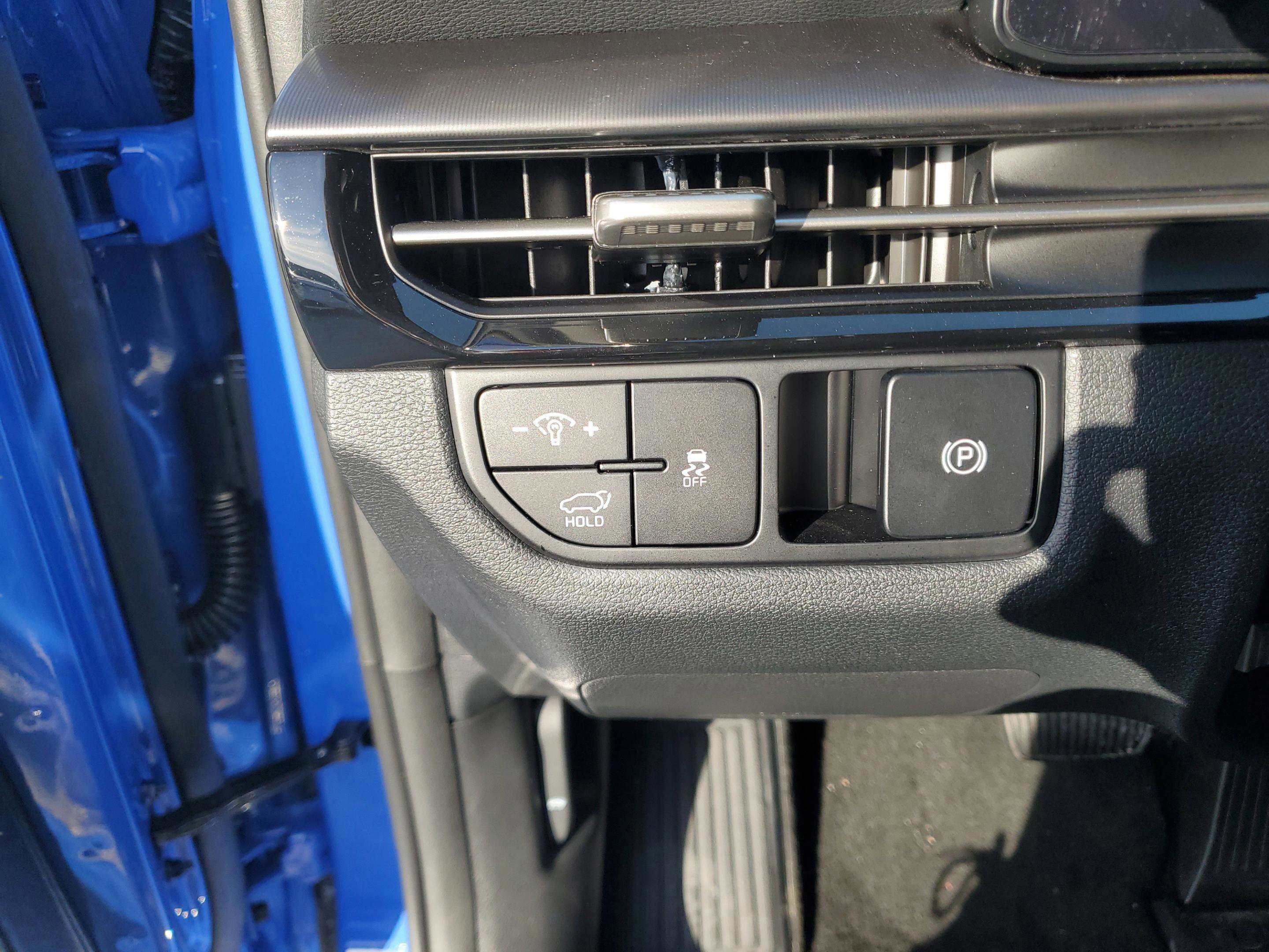 New 2026 Kia Sportage EX w/ EX Panorama Roof Package image 11