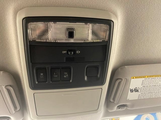 Used 2019 Toyota 4Runner SR5 AWD/4WD image 16