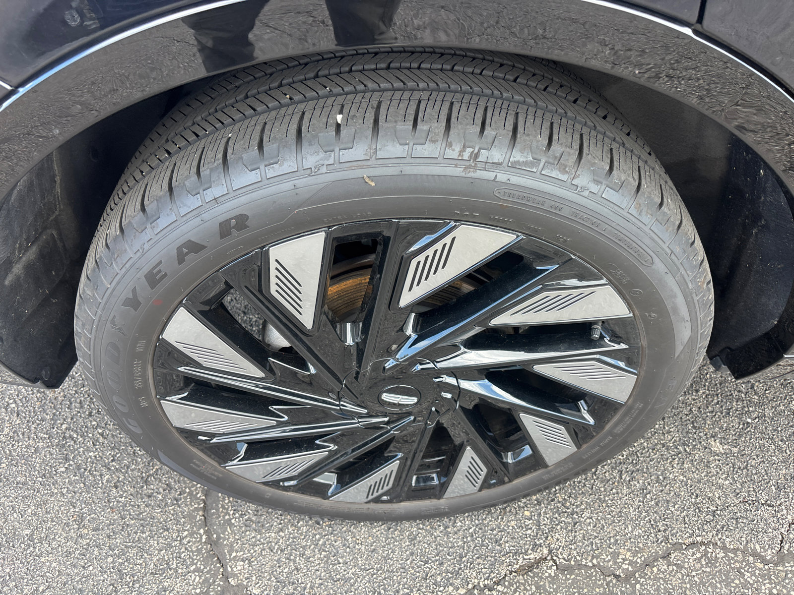 New 2026 Lincoln Nautilus Reserve w/ Jet Appearance Package AWD/4WD image 10