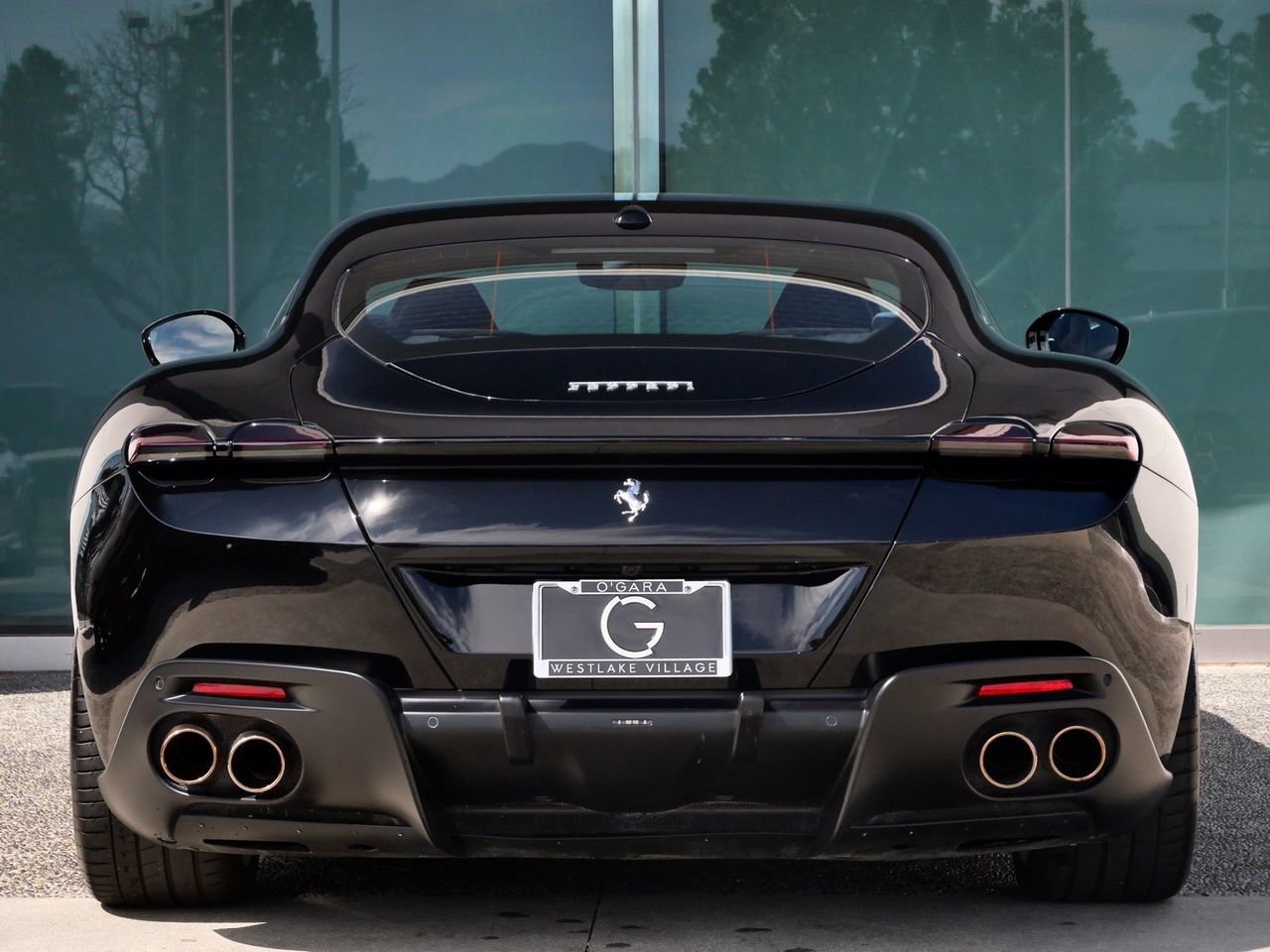 Used 2022 Ferrari Roma image 8