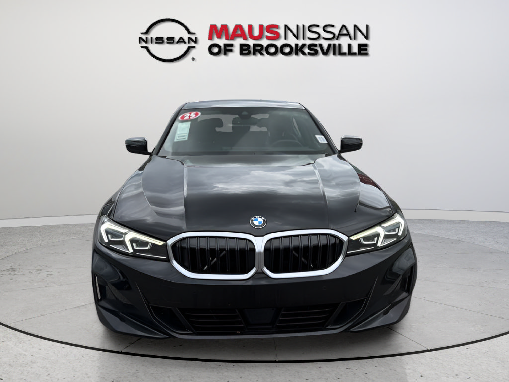 Used 2025 BMW 330i Sedan RWD image 3