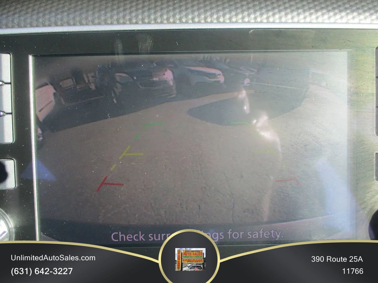 Used 2018 Nissan Kicks SV FWD image 9