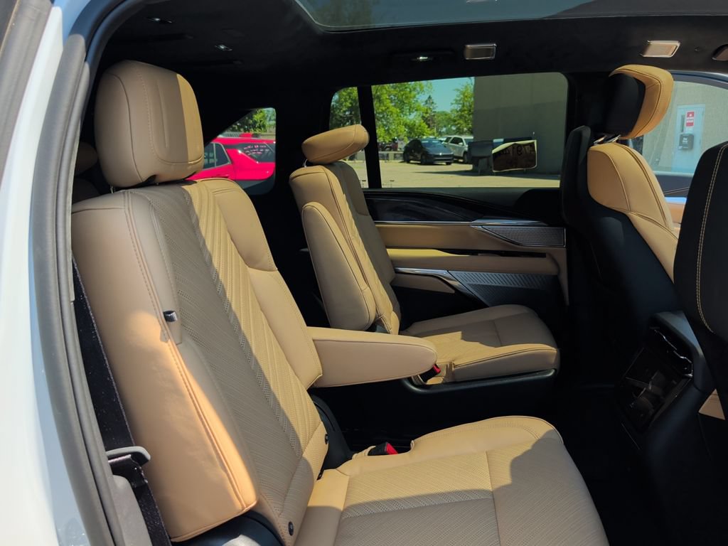 Used 2026 Cadillac Escalade IQ Sport 2 AWD/4WD image 35
