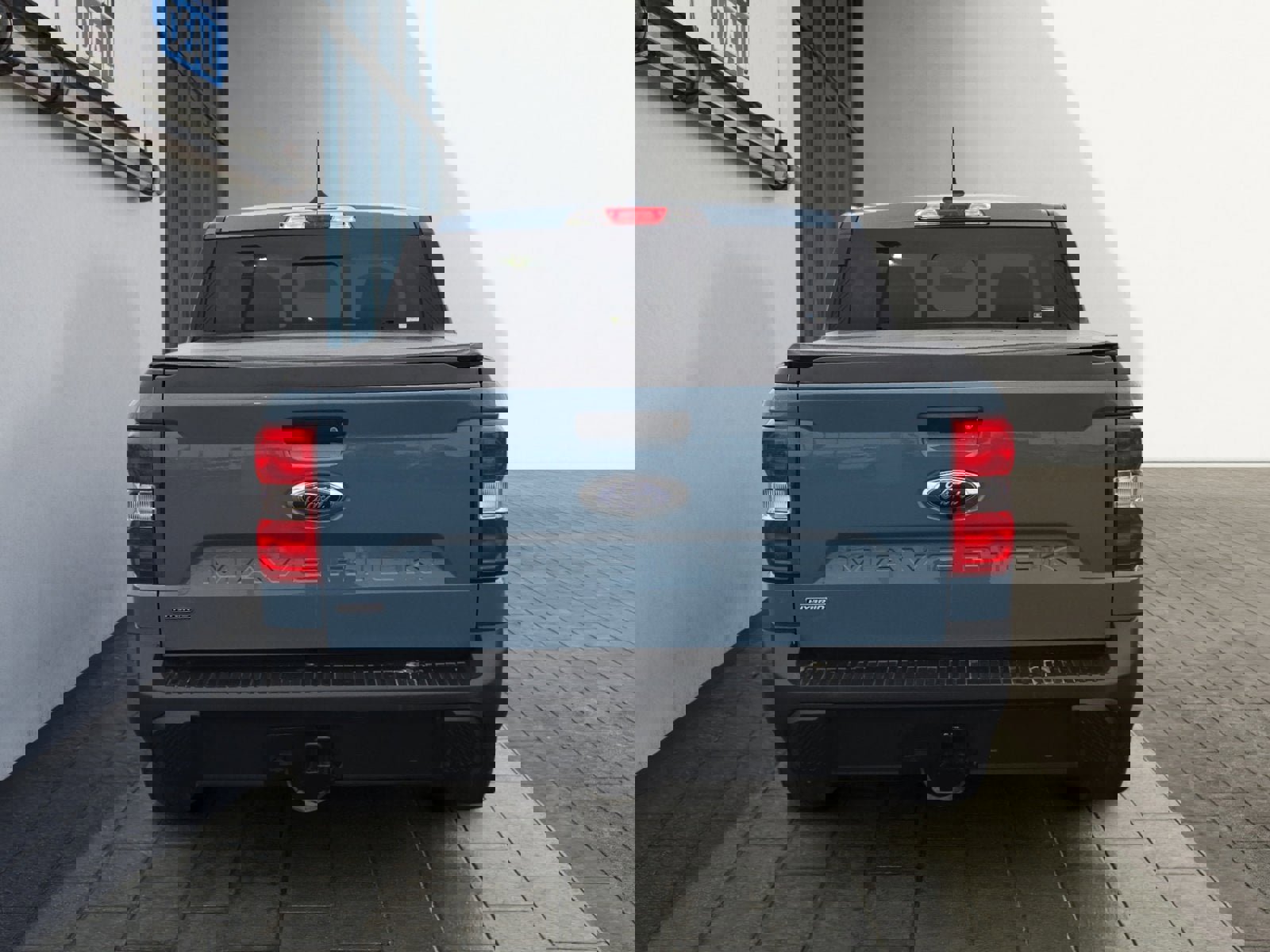 Certified 2022 Ford Maverick XLT w/ XLT Luxury Package image 4