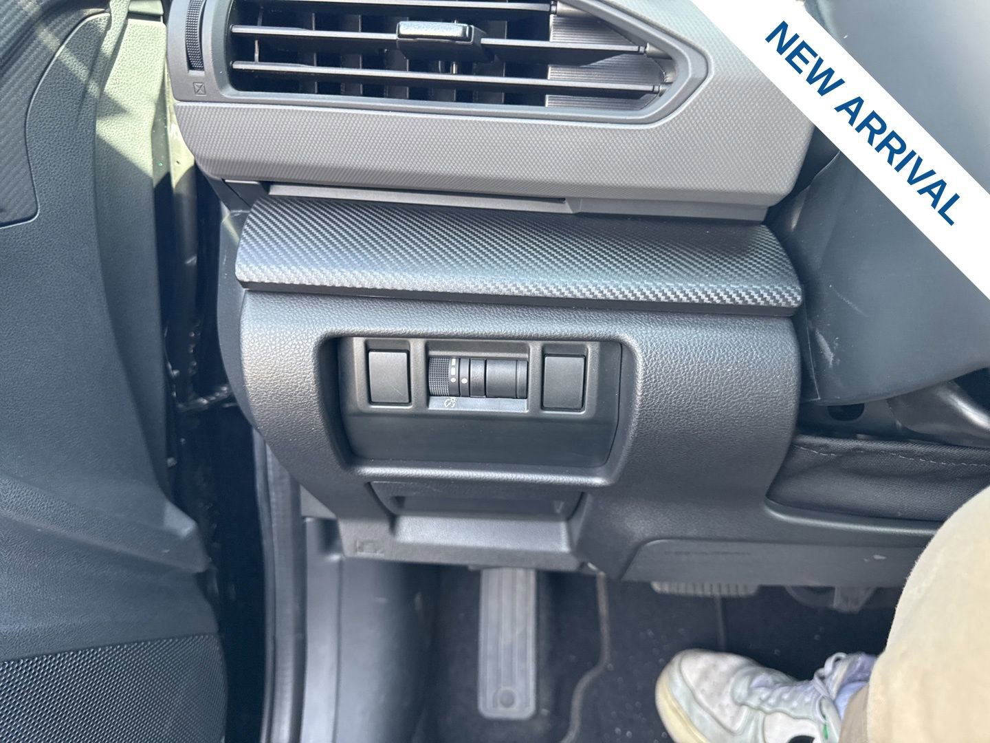 Used 2024 Subaru Crosstrek 2.5i Limited w/ Crosstrek Mirror Package image 19