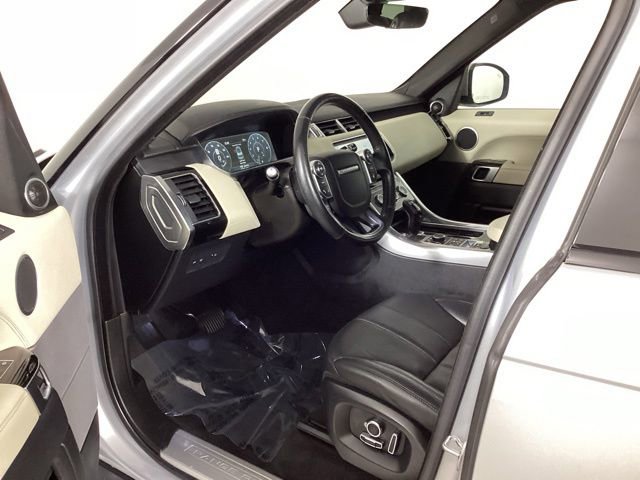 Used 2017 Land Rover Range Rover Sport HSE AWD/4WD image 32