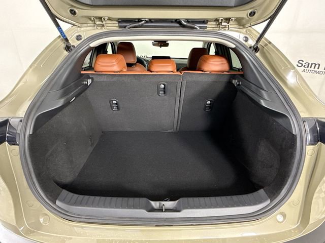 New 2025 MAZDA CX-30 Carbon image 26